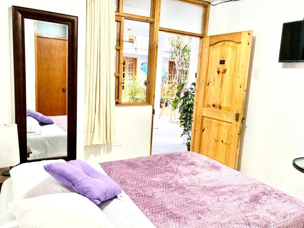 فندق Garden House إِكا المظهر الخارجي الصورة